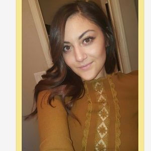 Meet your Posher, Casee